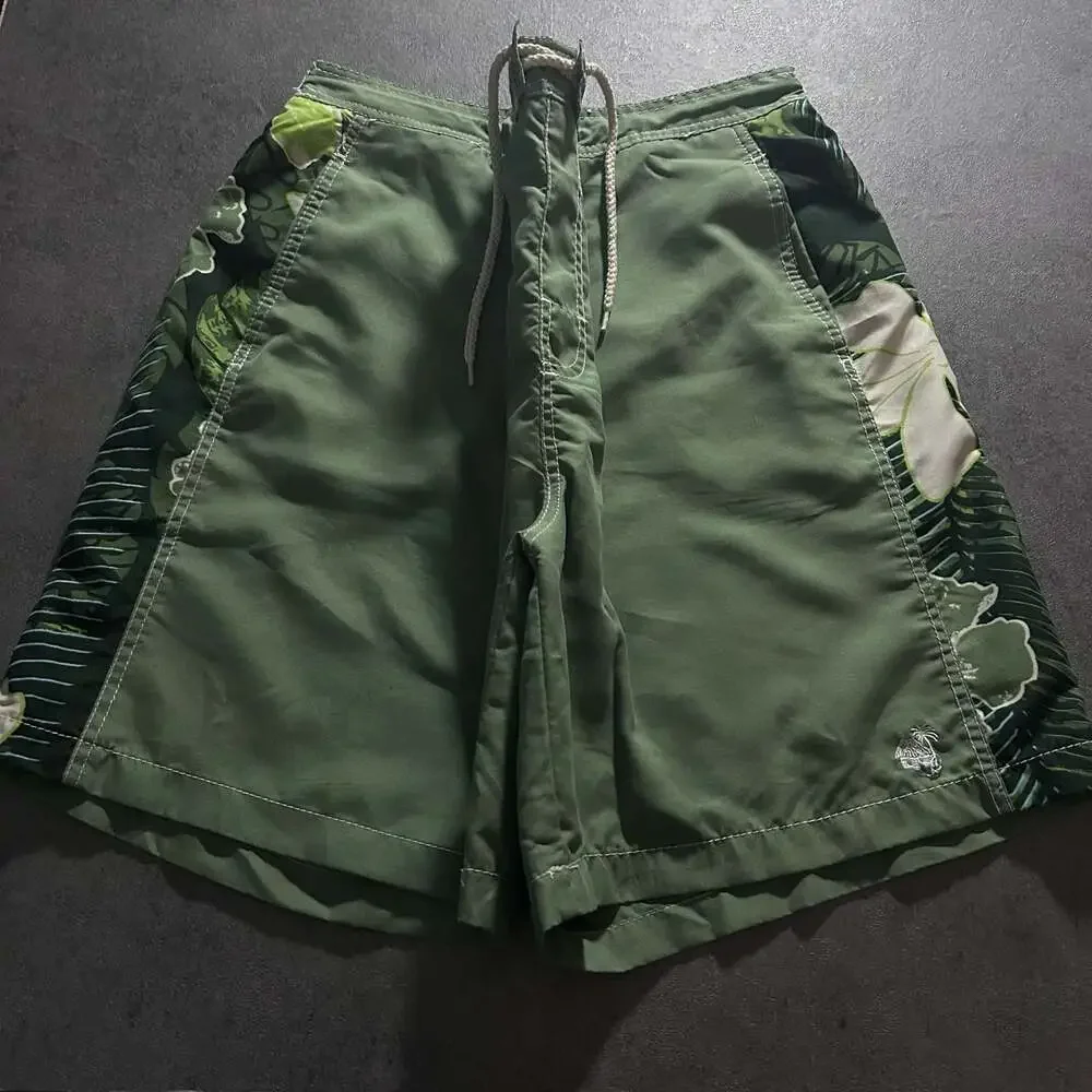 Caribbean Joe Island Supply Co. Men's Green Floral Print board shorts